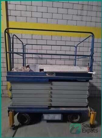 2017-beta-scissor-lift-b500-for-sale-in-jeddah-big-4