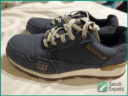 brand-new-cat-safety-shoes-size-42-2023-big-4