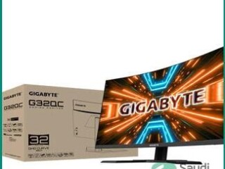 gigabyte-ultra-hd-2k-165hz-gaming-monitor-razer-accessories-package