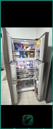 fridge-and-freezer-with-dispenser-perfect-condition-big-3