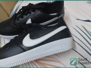 brand-new-casual-sport-shoes-size-42