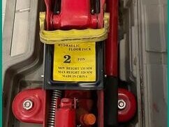 affordable-2-ton-hydraulic-floor-jack-for-sale-in-jeddah